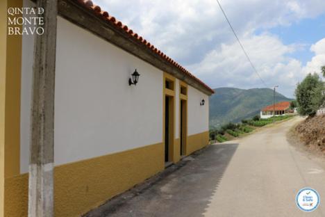 Villa Quinta Do Monte Bravo - Douro - Quarto Duplo Ervedosa do Douro Exterior foto